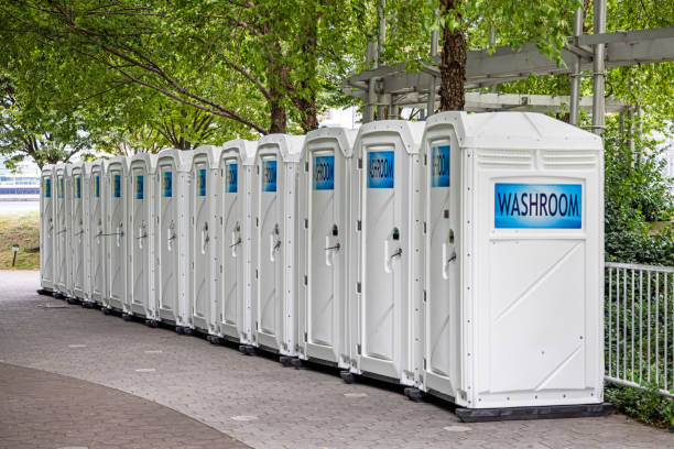 Portable Toilet Options We Offer in Oak Grove, MO